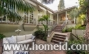 Jodie Foster Selling Hollywood Villa